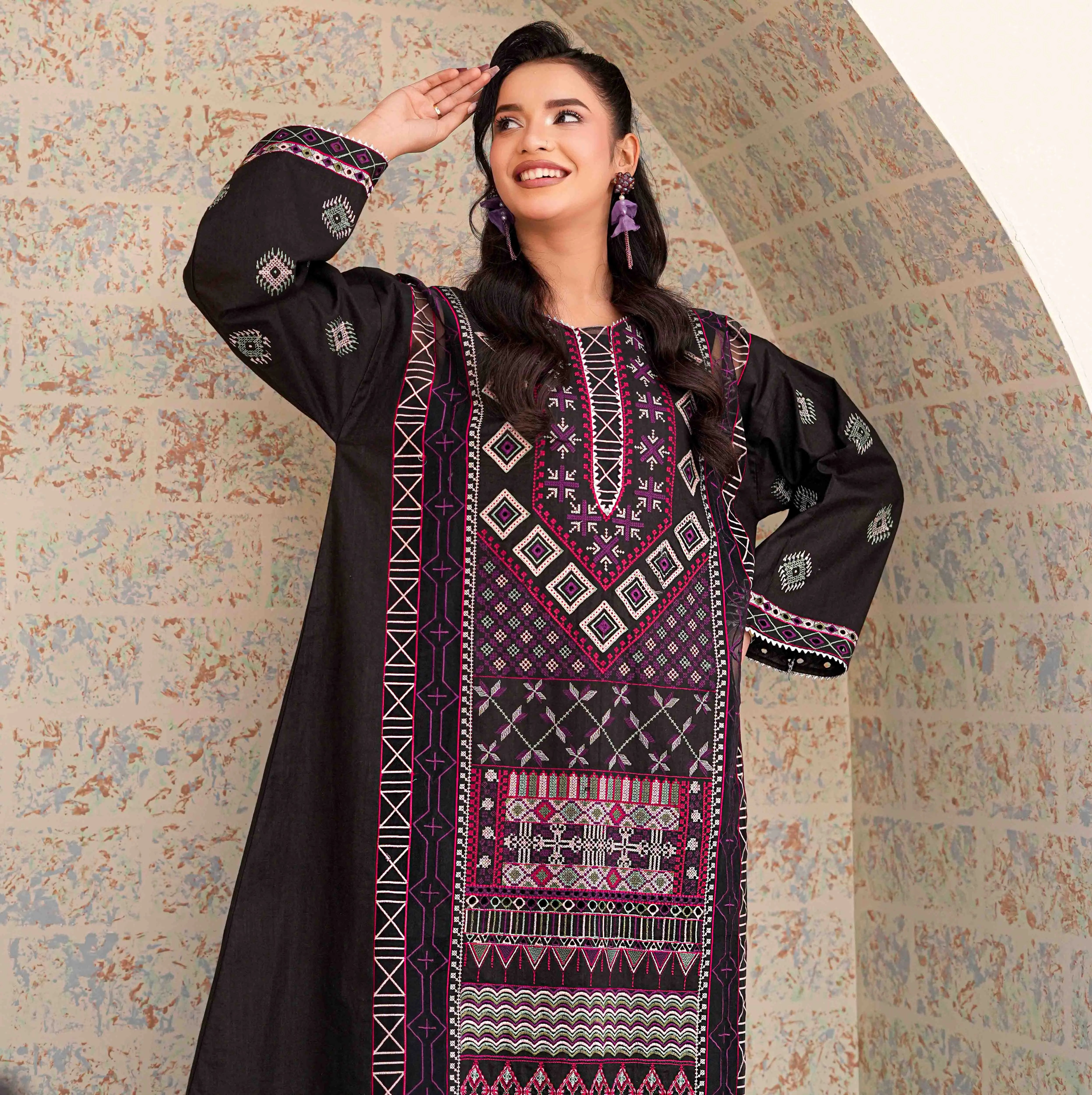 NAQSH | Black Geometric 2-Piece Suit